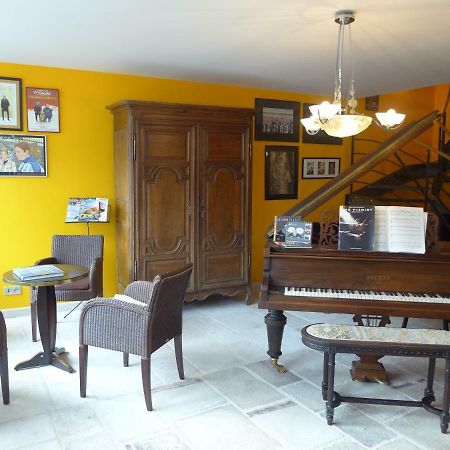 Le Piano Hotell Biesles Eksteriør bilde